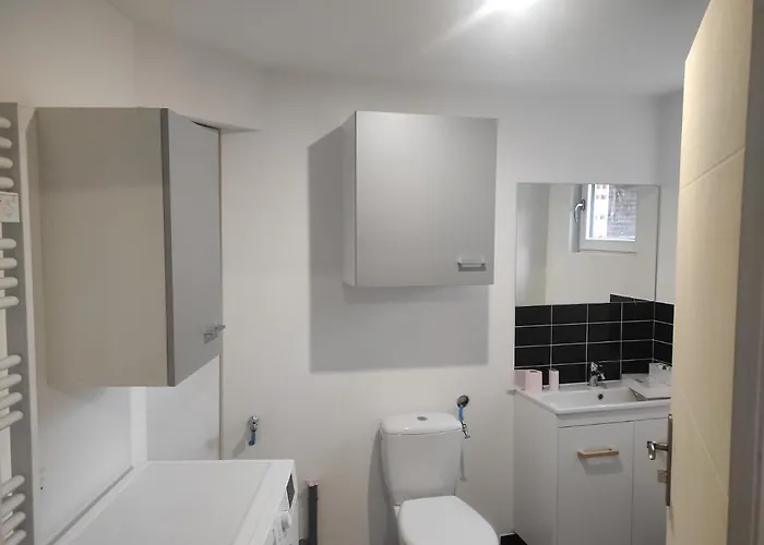 Maison Romi Aeroport 2 A 4 Personnes Holiday home *